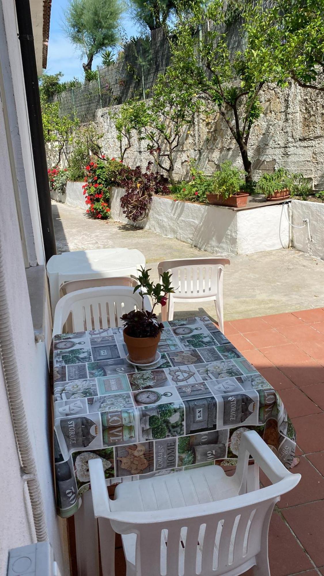 Tosk House Lägenhet Peschici Exteriör bild